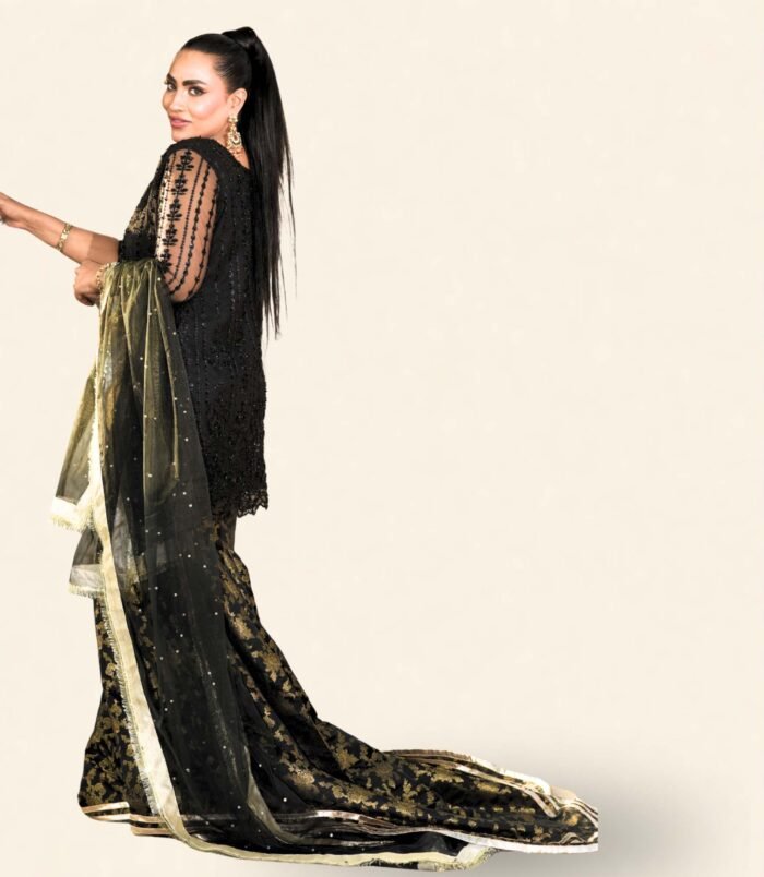 Siyah Black and Gold Embellished Kurta with Banarasi Gharara – Regal Festive Ensemble Siyah Black and Gold Embellished Kurta with Banarasi Gharara – Regal Festive Ensemble